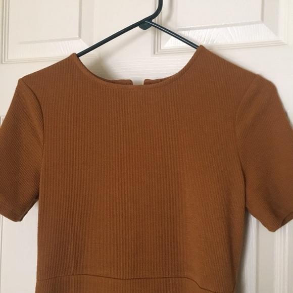 LACE UP BACK DRESS - Picture 3 of 5